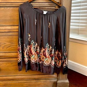 Gorgeous Sundance top. Beautiful stitching. Size Small. Excellent condition.